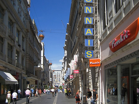 Foto Einkaufsstraße in Marseille