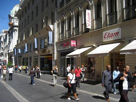 Einkaufsstraße in Marseille Foto 