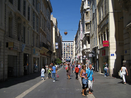 Foto Einkaufsstraße in Marseille