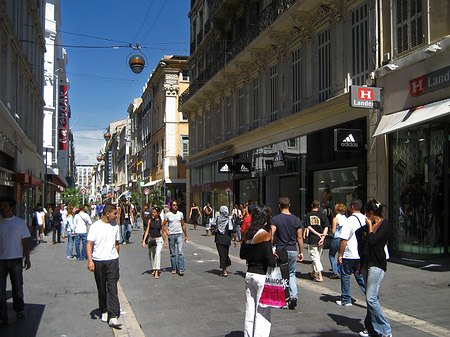 Foto Einkaufsstraße in Marseille