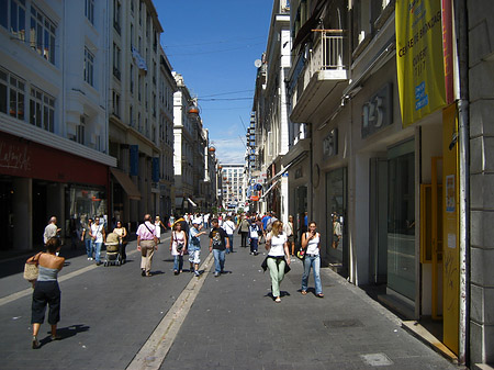 Foto Einkaufsstraße in Marseille - Marseille