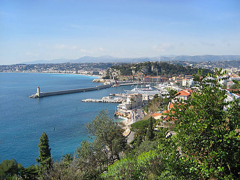 Villefranche Ansicht Reiseführer  in Südfrankreich Villefranche erstreckt sich an einem eindrucksvollen Naturhafen